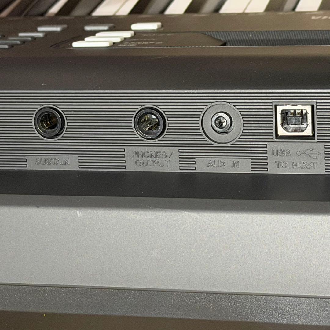 【美品】2023年製YAMAHA PSR-E373 電子キーボード