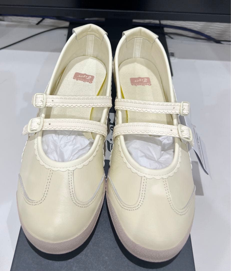 靴 Onitsuka Tiger MEXICO 66 TGRS 25.5