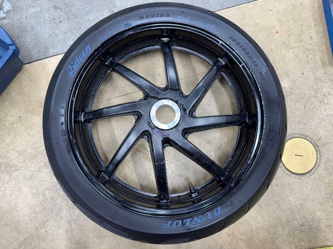 nsr250r mc28 アルミ　リアホイール　17インチ