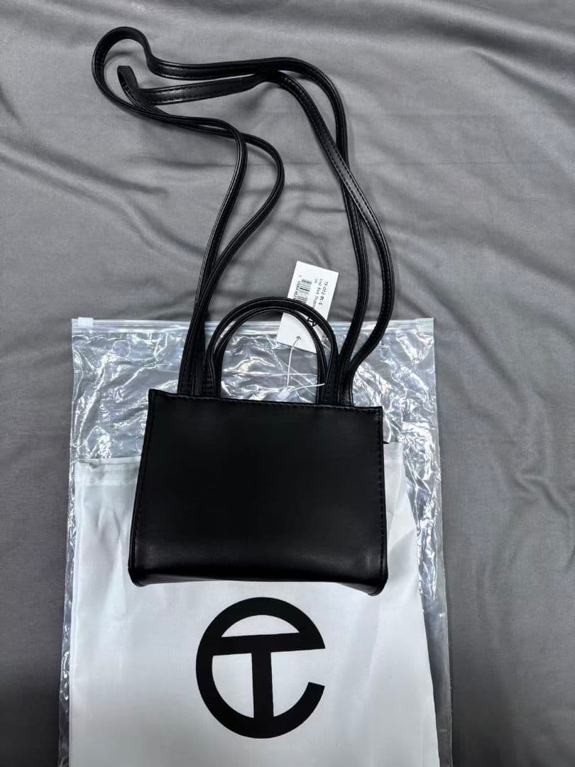 ✨Telfar ブラック ショルダーバッグ