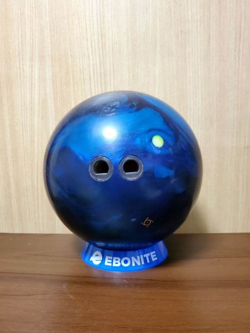 ASTRO PHYSIX II ボウリングボール　15ポンド