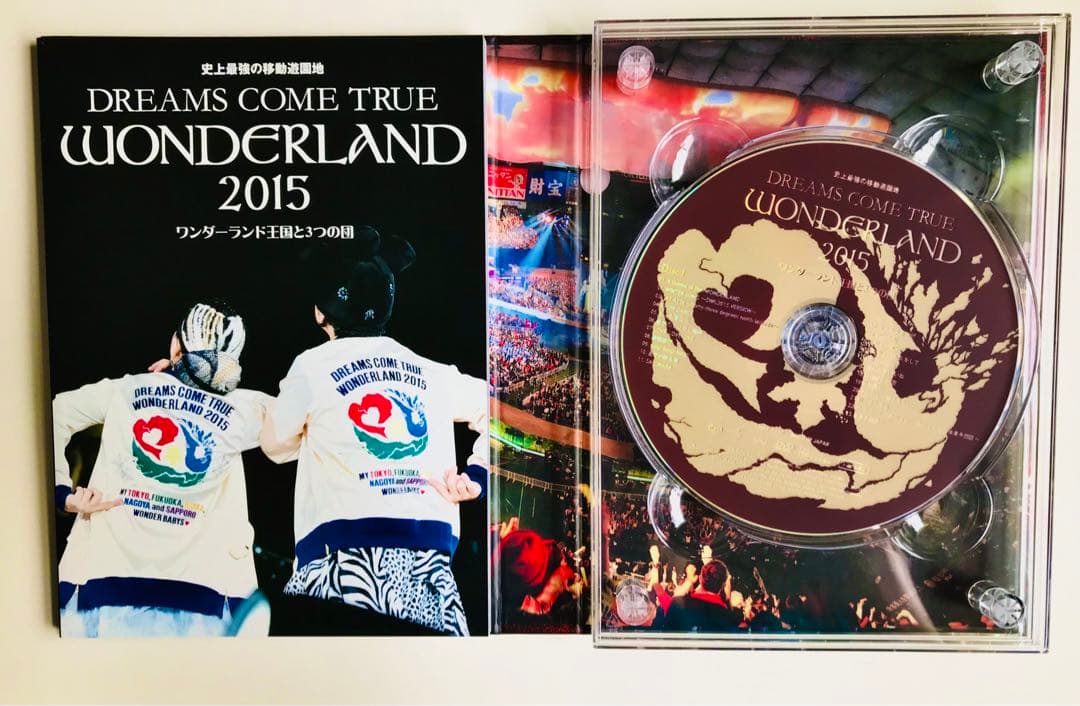 DREAMS COME TRUE 2015 史上最強の移動遊園地　【DVD２枚】