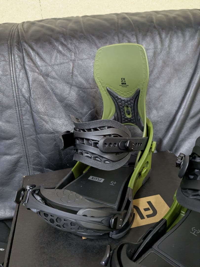 25-26フラックス CV MF-05の中古 Sサイズ プレートピア付き