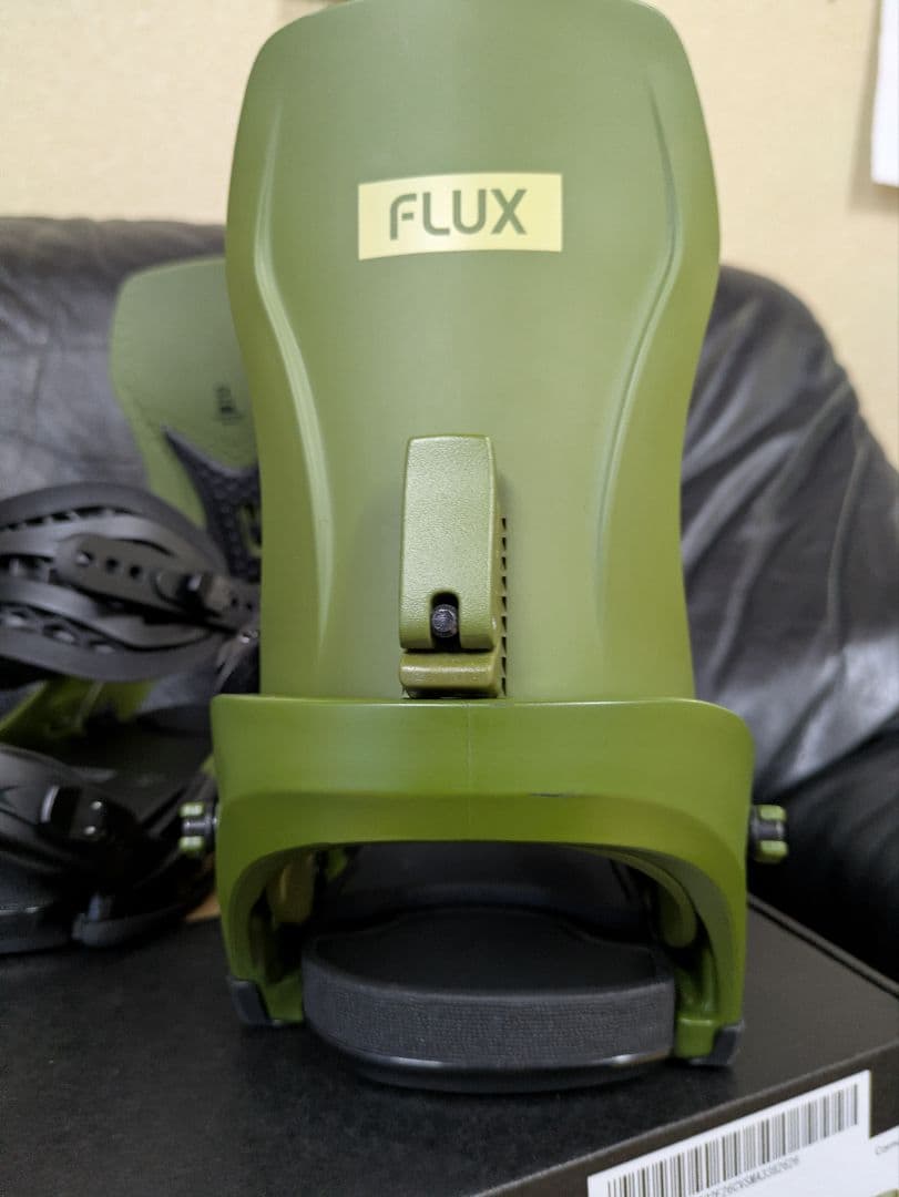 25-26フラックス CV MF-05の中古 Sサイズ プレートピア付き