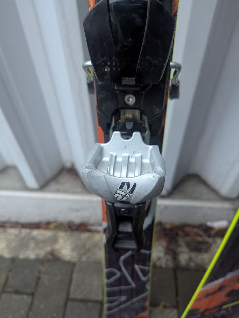 値下げ格安　サロモンsalomon 24MUSTANG　オールラウンド