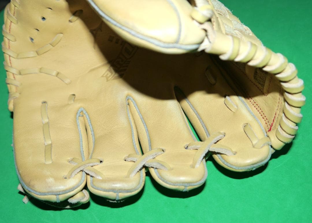 ミズノ WillDrive 軟式野球グローブ ベージュ