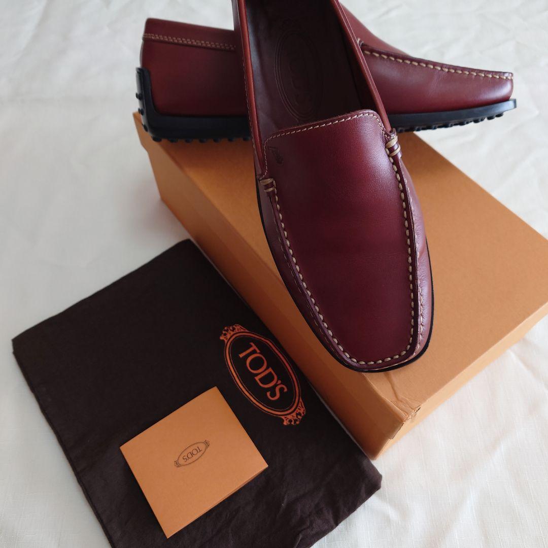 美品　TOD'S 　トッズ　ゴンミーニ　ドライビングシューズ　ブラウン サイズ6