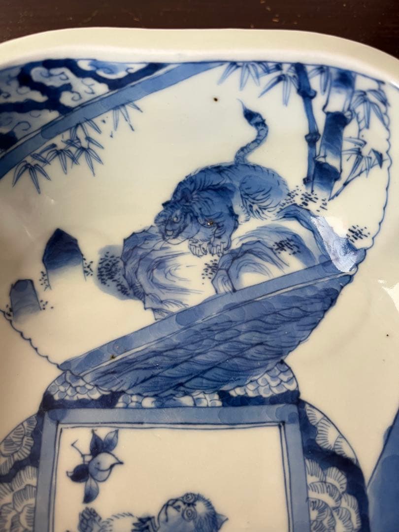 珍図　江戸後期幕末　古伊万里　染付　猿　虎　木瓜形鉢　鶴　山水村　干支