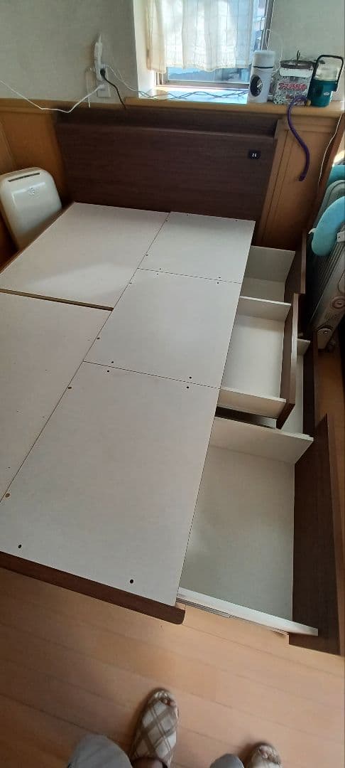 ニトリ　収納付きベッドフレーム　セミダブル