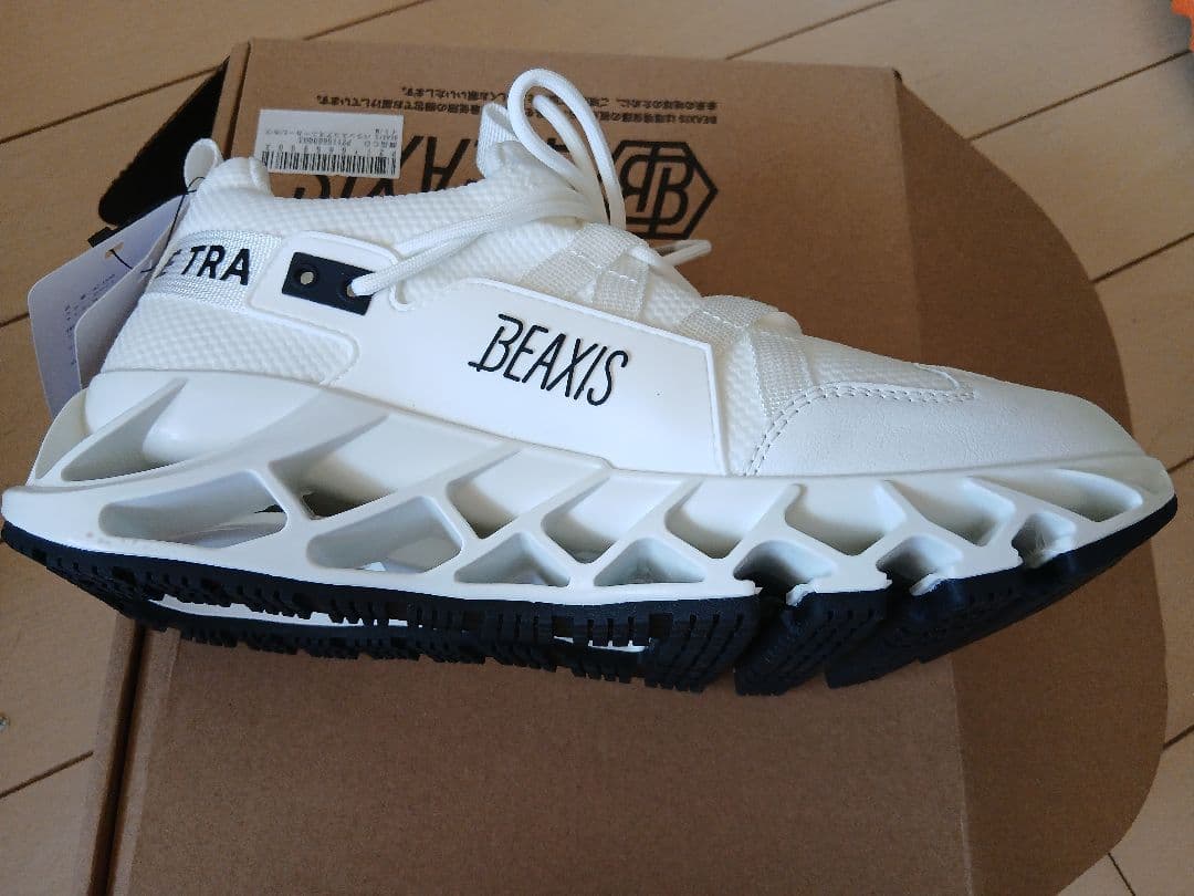 BEAXIS CORE TRA ホワイトスニーカー　Mサイズ