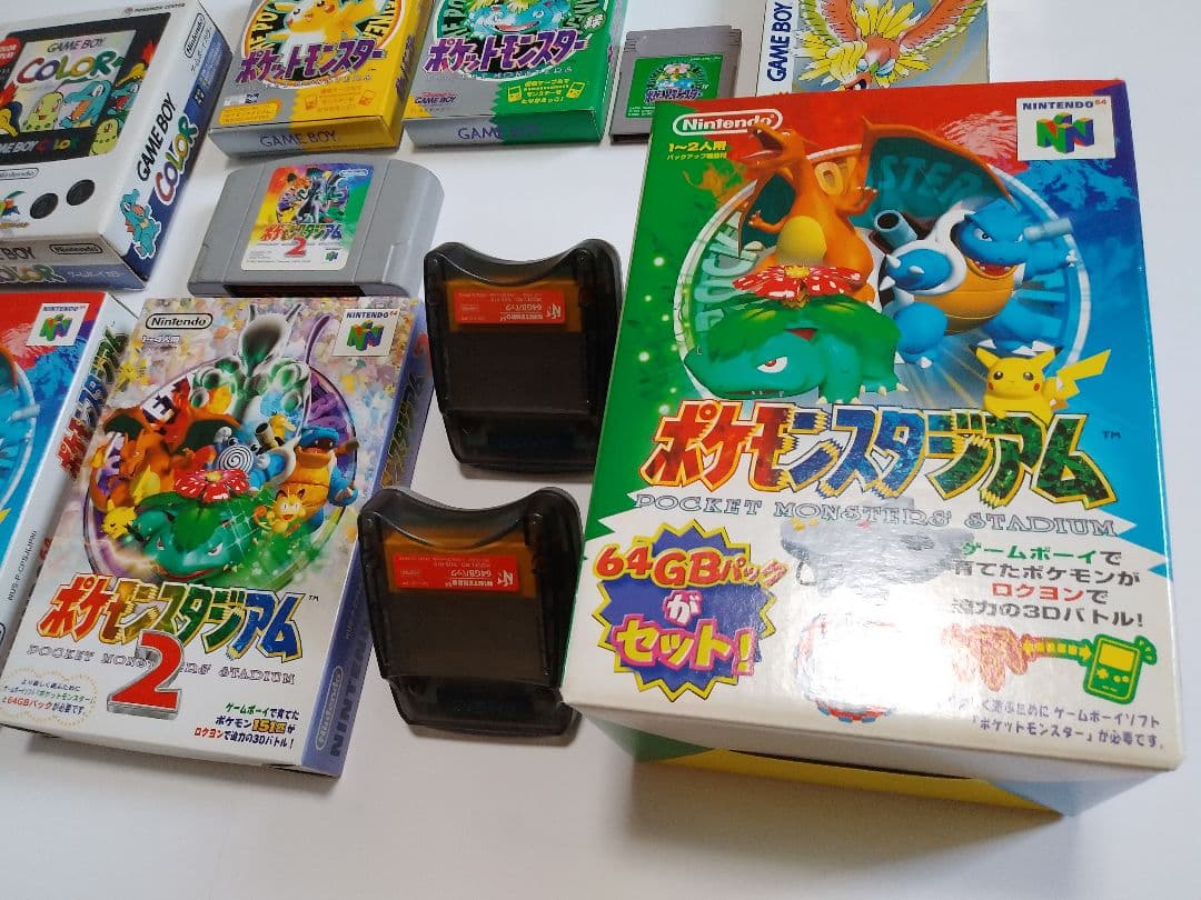 中古品　空箱多め　ポケットモンスター　ゲーム　空箱　まとめ売り　赤　金銀　など
