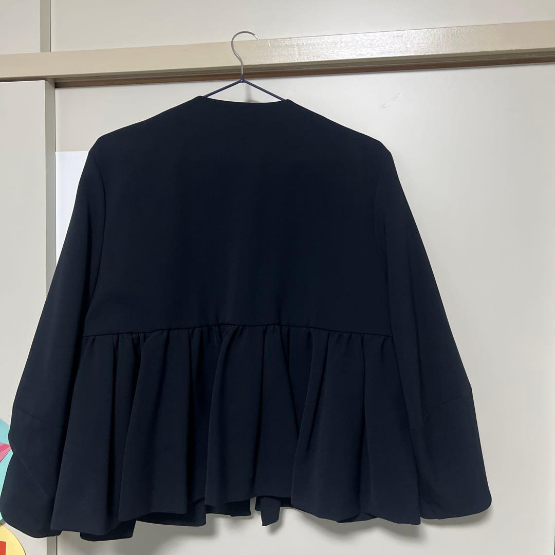 新品 タグ付　SONO ソーノ　ノーカラー　フレア　ジャケット