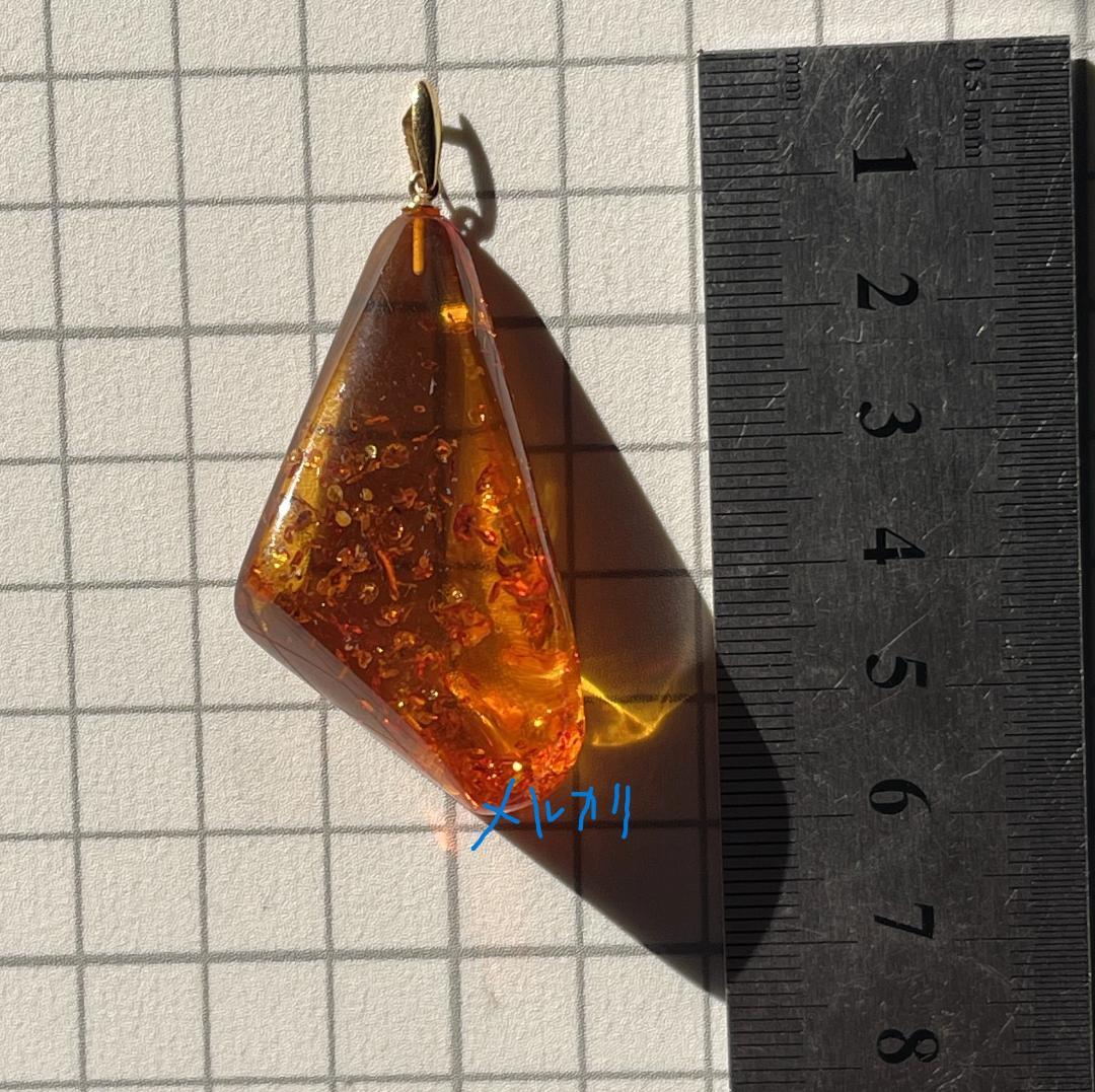 【K18 YG】大粒　琥珀　アンバー　チャーム　K10など