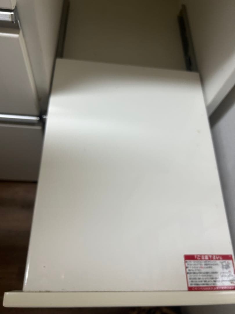 ホワイト 食器棚・キッチンカウンター クリア扉付き