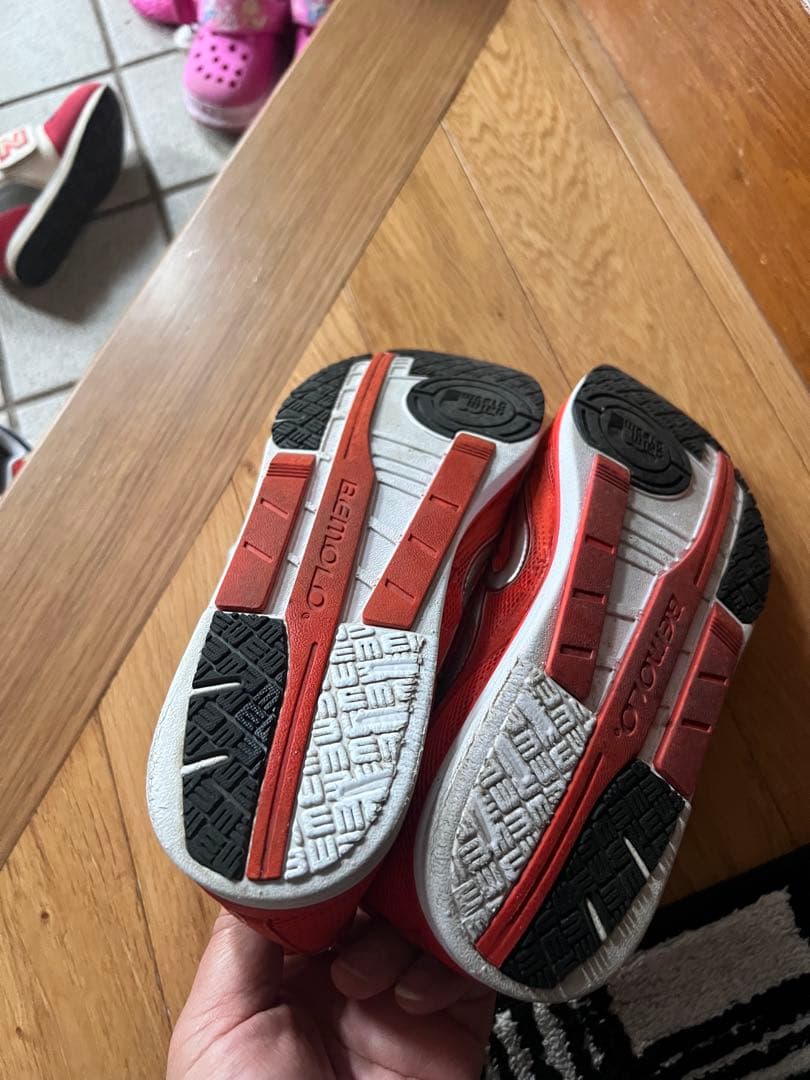 ビモロランニングシューズ27.5