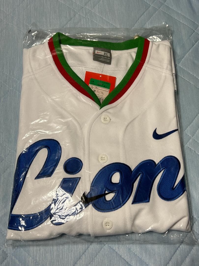 西武ライオンズ　復刻ユニフォーム　レプリカ　背番号なし