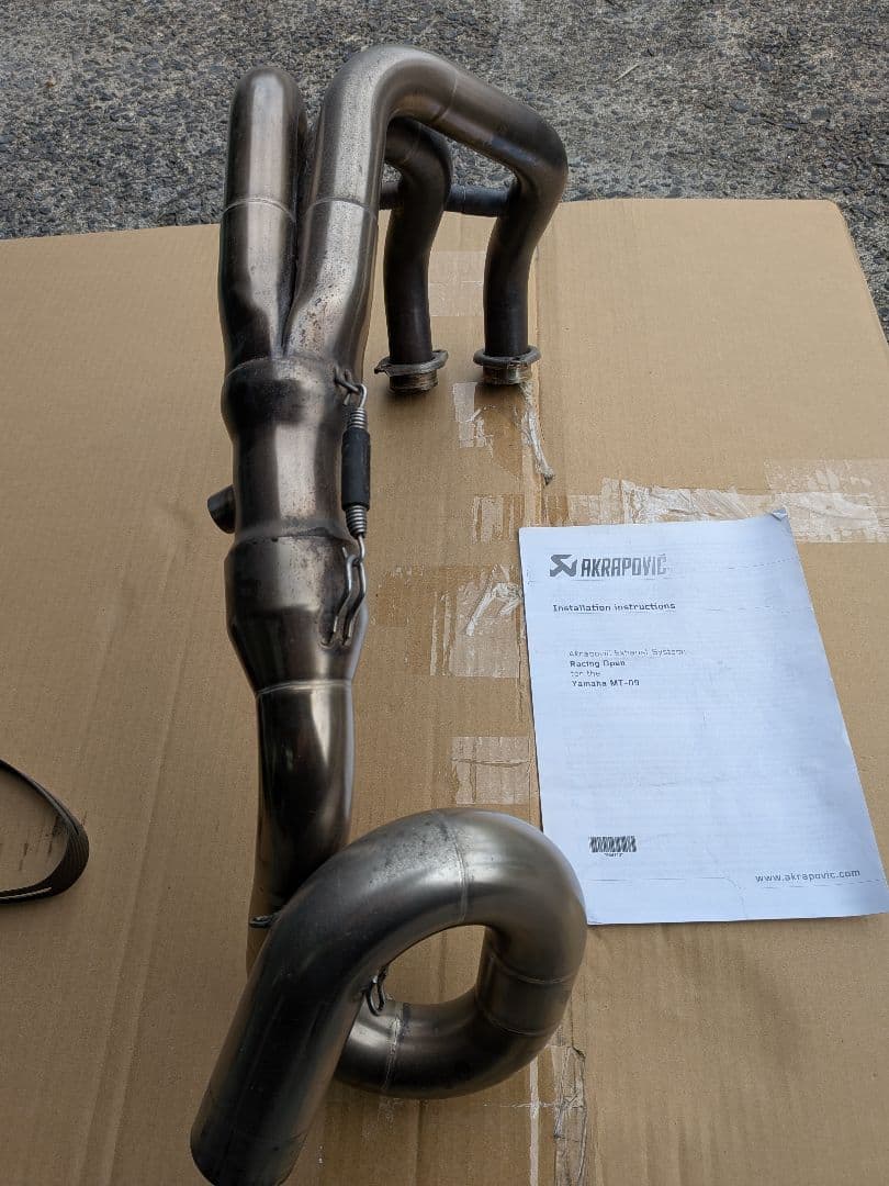 Akrapovic アクラポビッチフルエキレーシングライン　MT09RN34J用