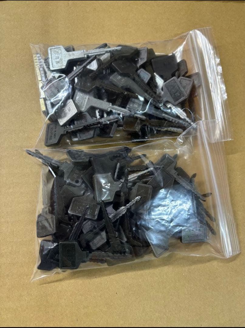 パチンコ 流通キー 流通鍵 OMLOCK 100本