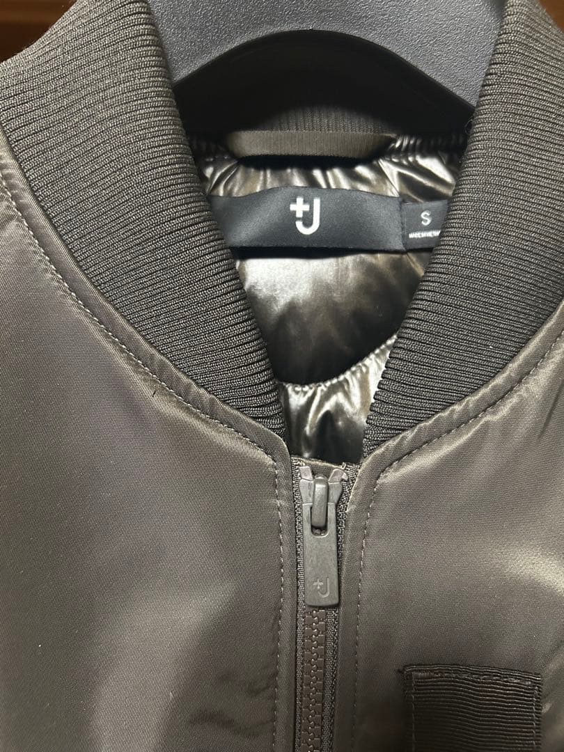 極美品】ユニクロ +J MA-1 フライトジャケット MA-1 カーキ　Sサイズ