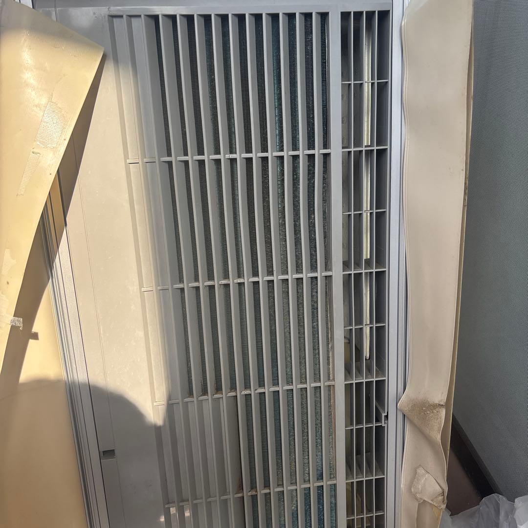 ルームエアコン haier JA-16P 窓用エアコン　2016年式