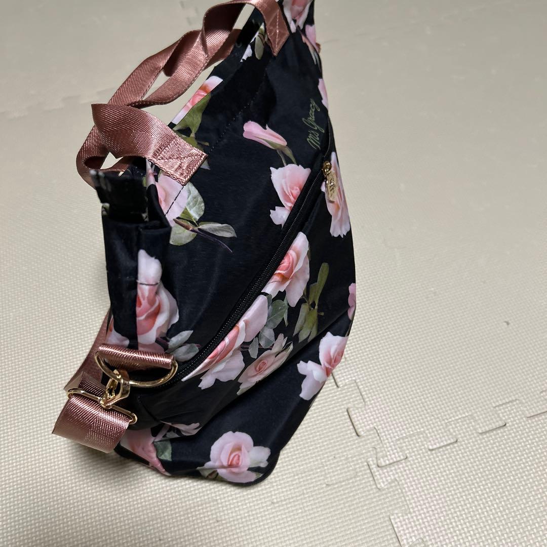 Ms Gracy 花柄キャリーケース