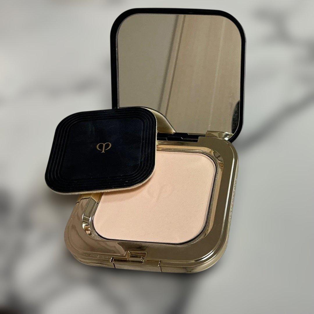 【クレ・ド・ポー ボーテ】 プードルコンパクトエサンシエルｎ