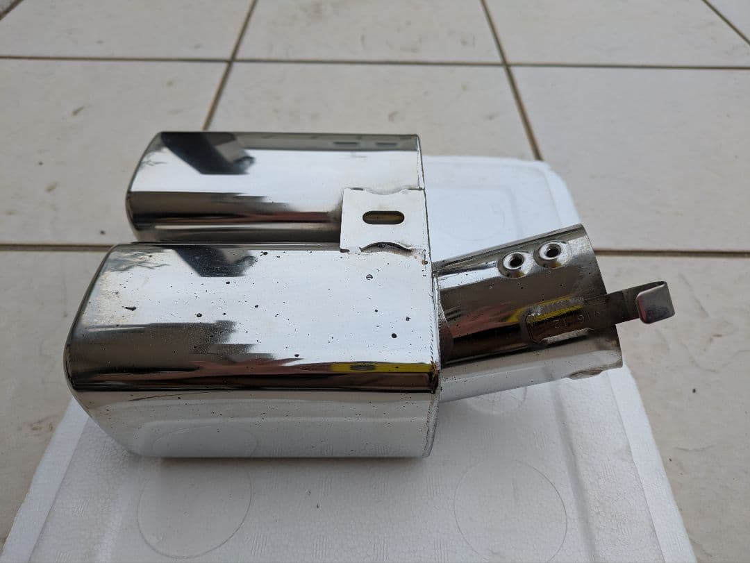 モデリスタ　マフラーカッター　アルファード30 ヴェルファイア30