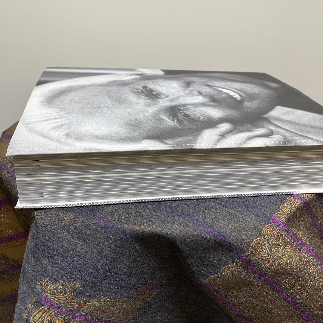 未使用品　ジョルジオ　アルマーニ　40周年記念書籍　写真集