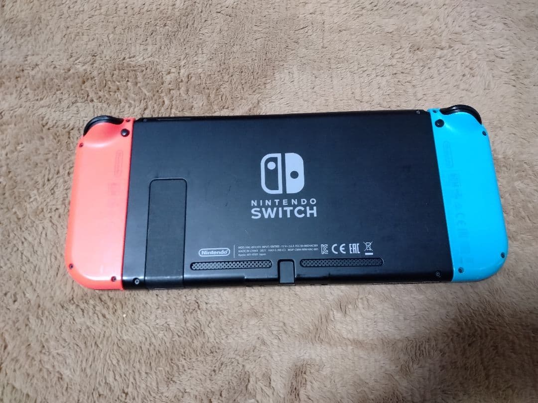 Nintendo Switch 本体、パステルカラージョイコン付属