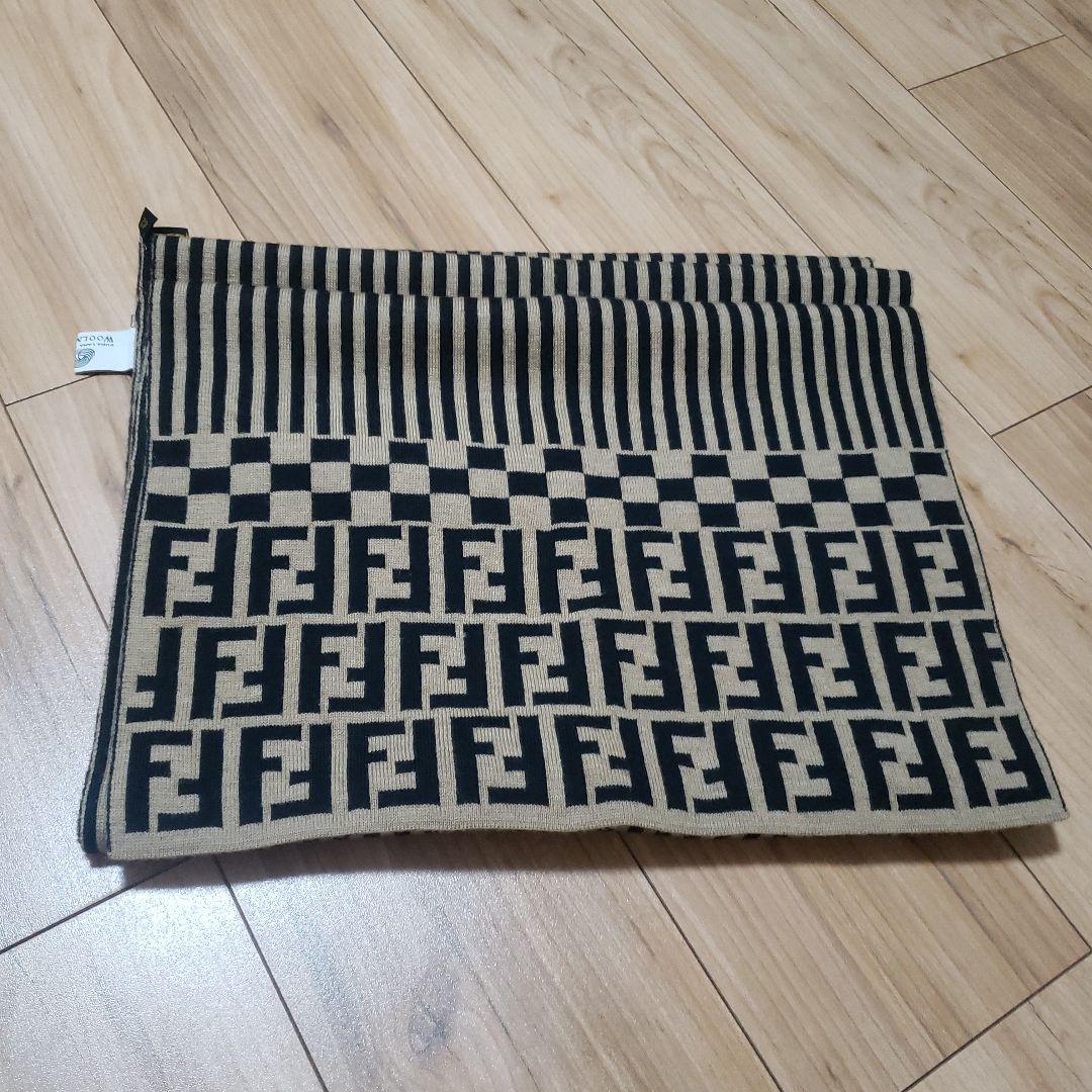 フェンディ FENDI マフラー