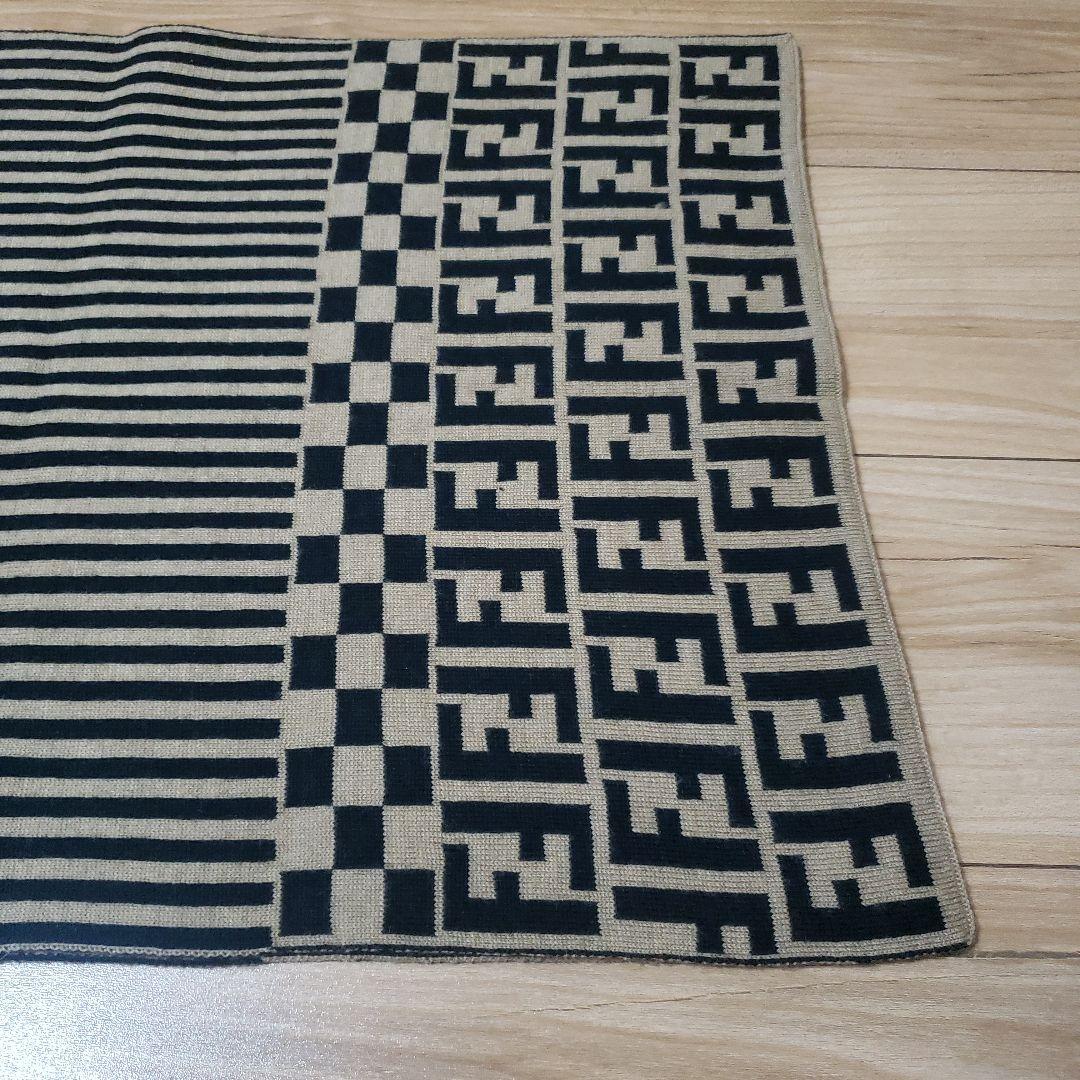 フェンディ FENDI マフラー