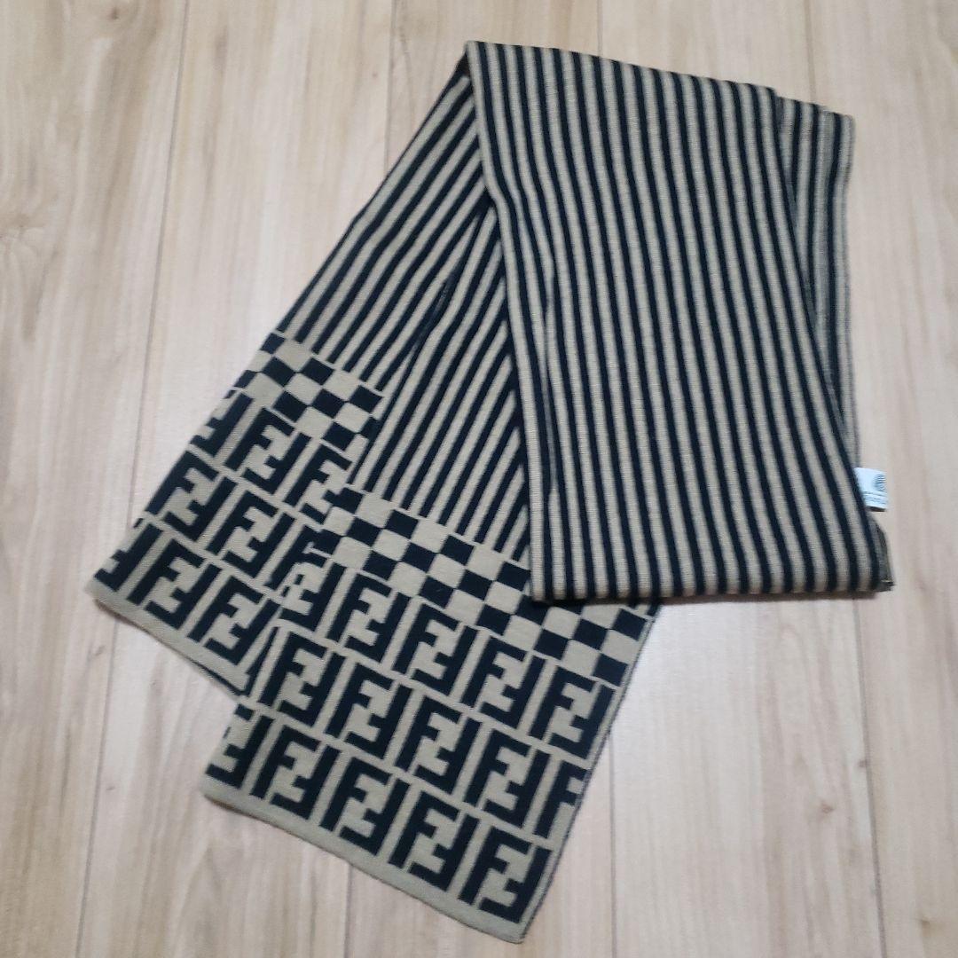 フェンディ FENDI マフラー