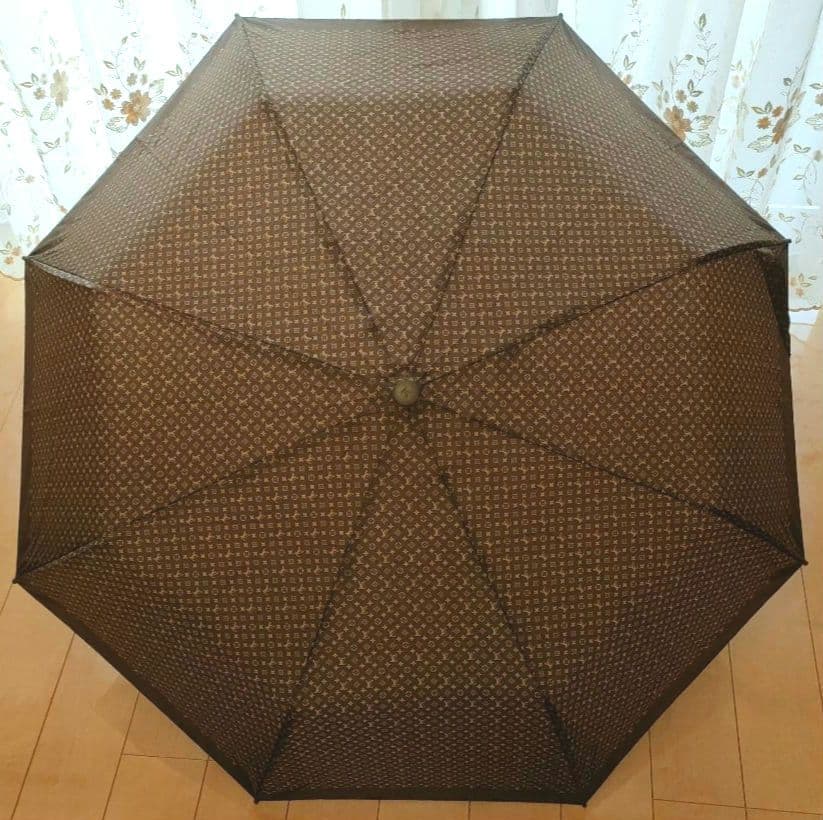 ルイヴィトン 折りたたみ傘 モノグラム パラプルュイ オンデー 雨傘