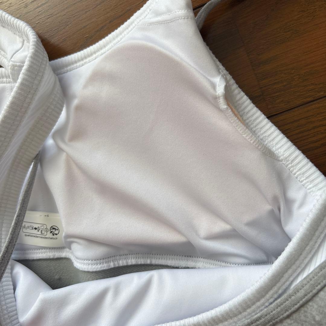 【ALO Yoga】新作 ブラトップ グレー 海外Sサイズ