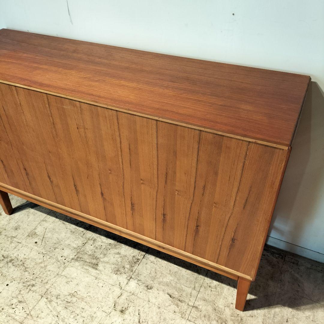 M♦10月SALE 北欧ヴィンテージ 　チーク無垢 　オイル仕上げ　サイドボード
