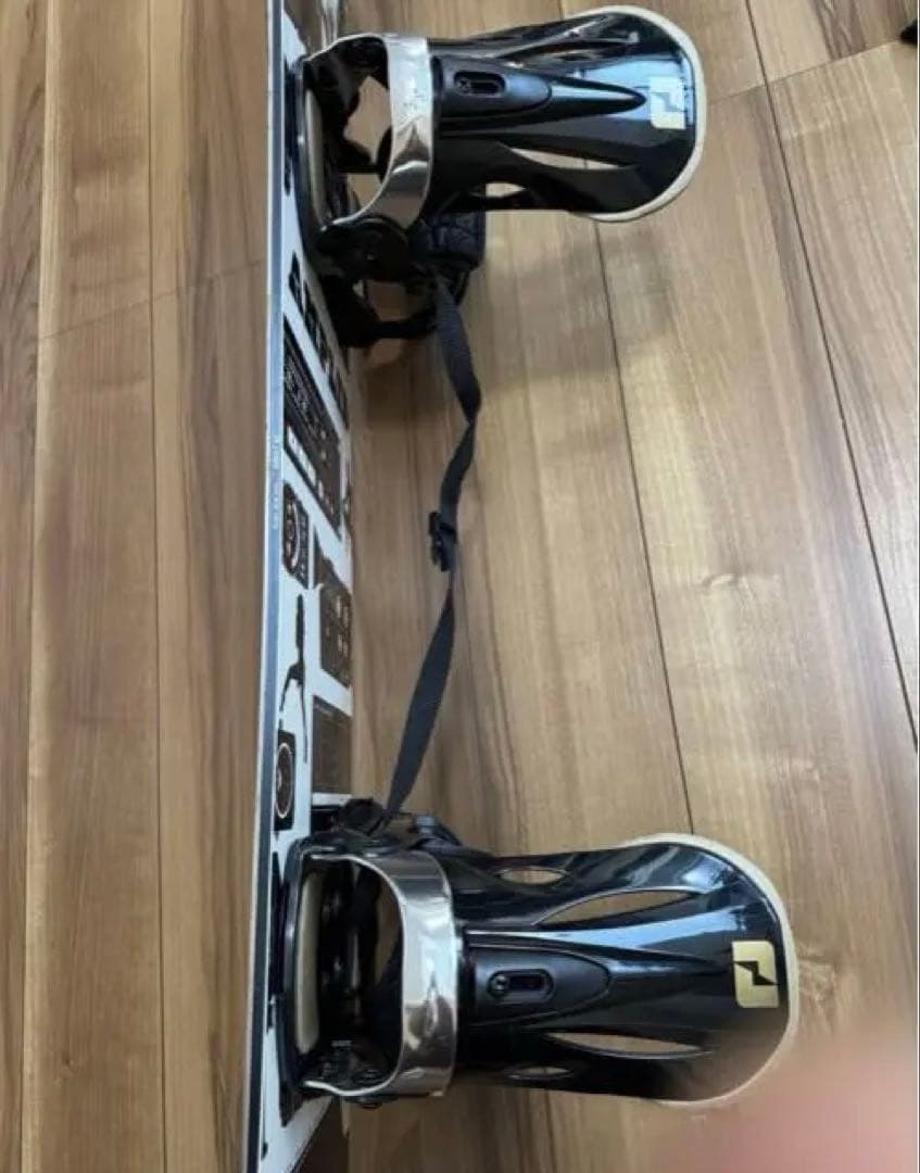 AMPLID AGGRONYM スノボ 板 バインディング付 ケース有