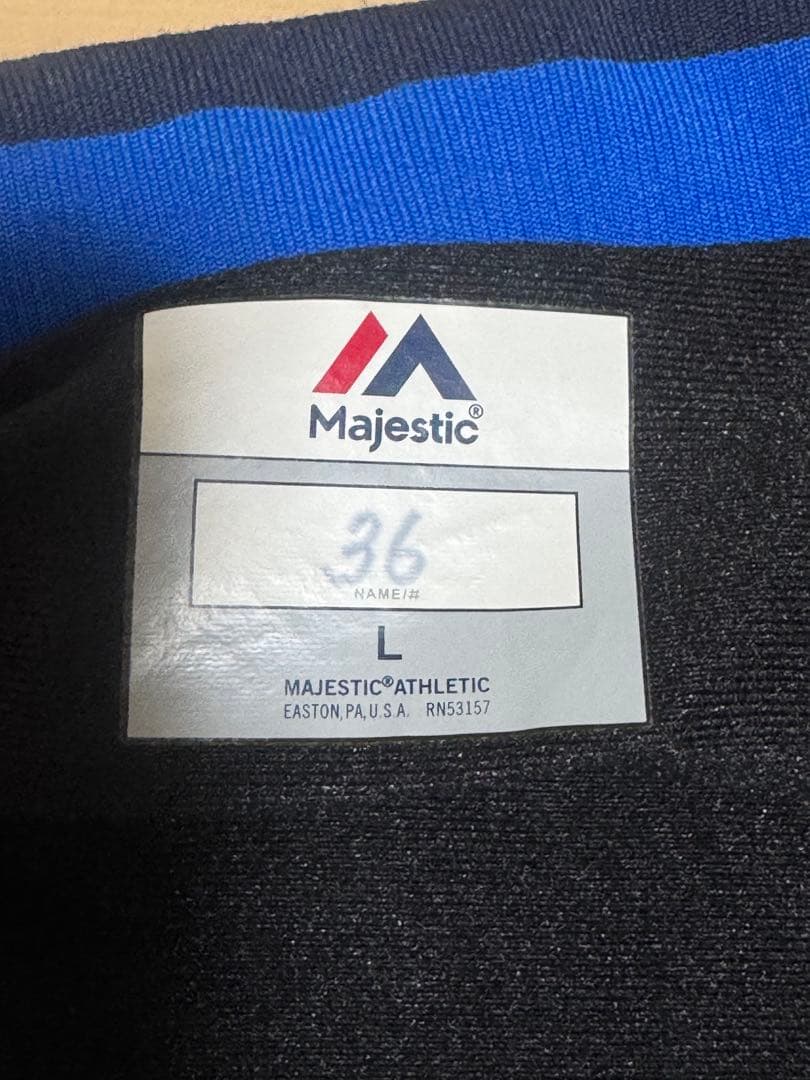 埼玉西武ライオンズ Majestic ウィンドブレーカー厚手実使用