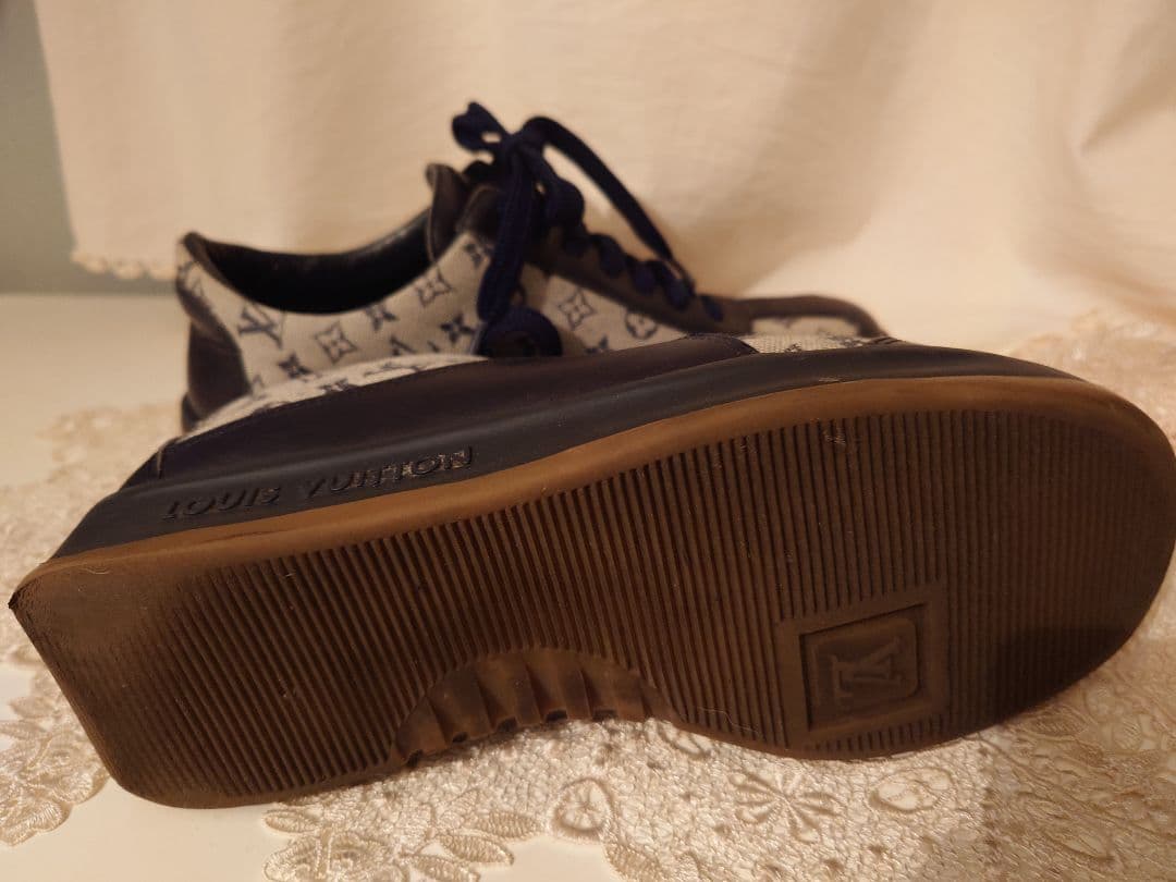 ルイ・ヴィトン モノグラムスニーカー ブラック