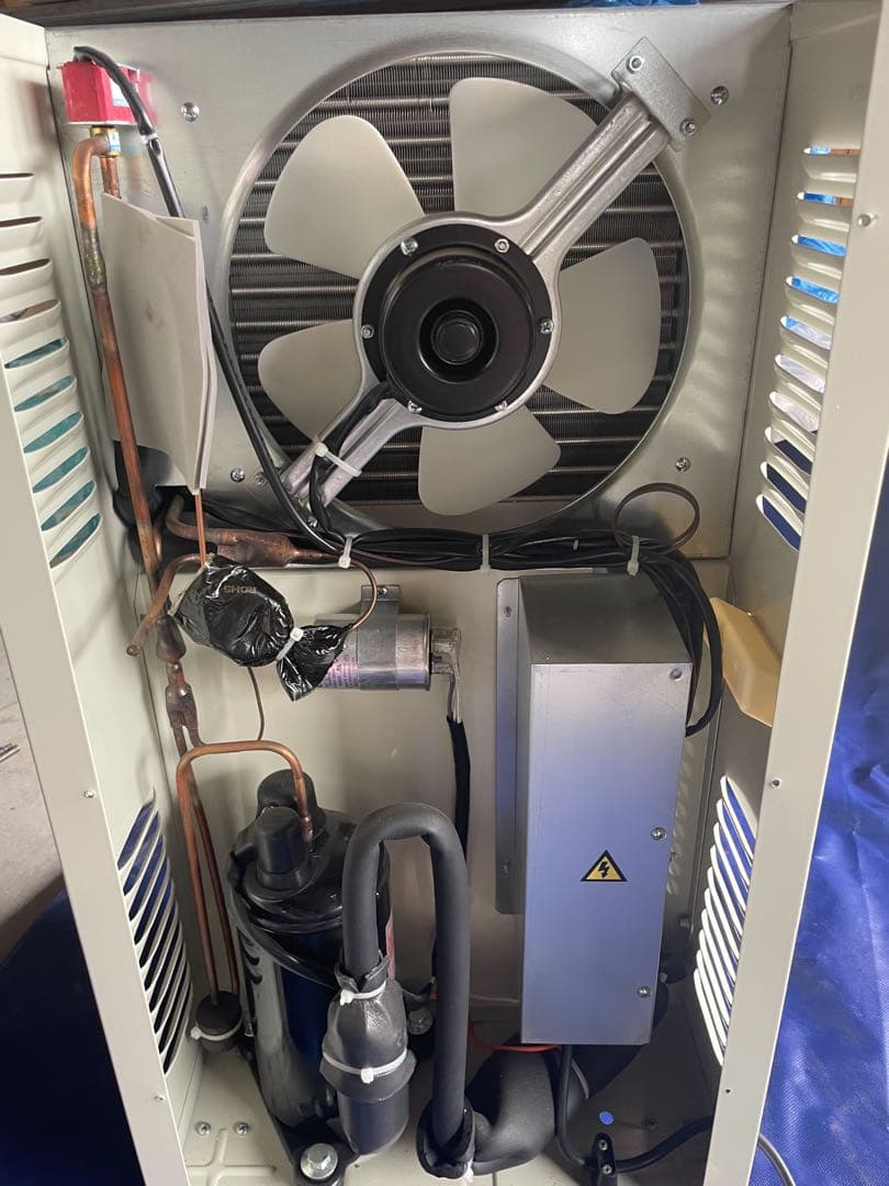 除湿機 ナカトミDM-15 業務用