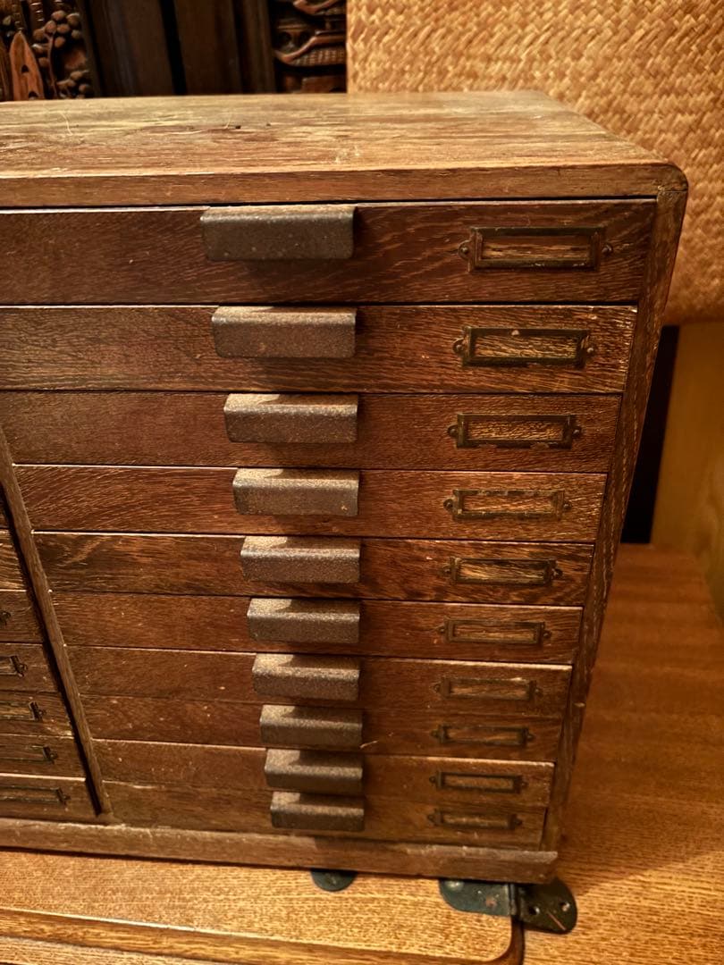 レトロ　木製小引き出し　20杯　収納　アンティーク家具　レトロ箪笥