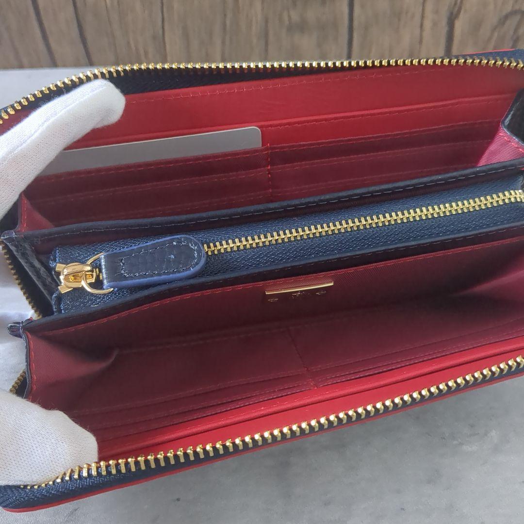 【新品】ヴィヴィアンウエストウッド　長財布　55VV339