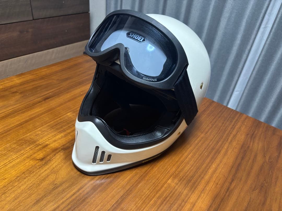 【最終値下げ】SHOEI EX-ZERO ヘルメット& SWANS ゴーグル