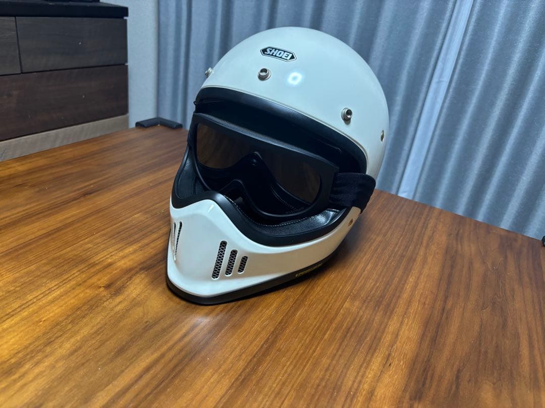 【最終値下げ】SHOEI EX-ZERO ヘルメット& SWANS ゴーグル