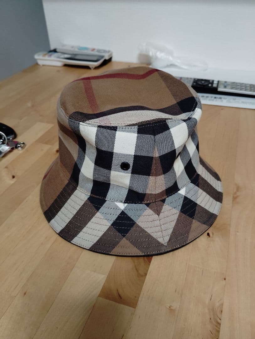Burberry チェック柄 バケットハット西浦ひかる着用 M確実正規品