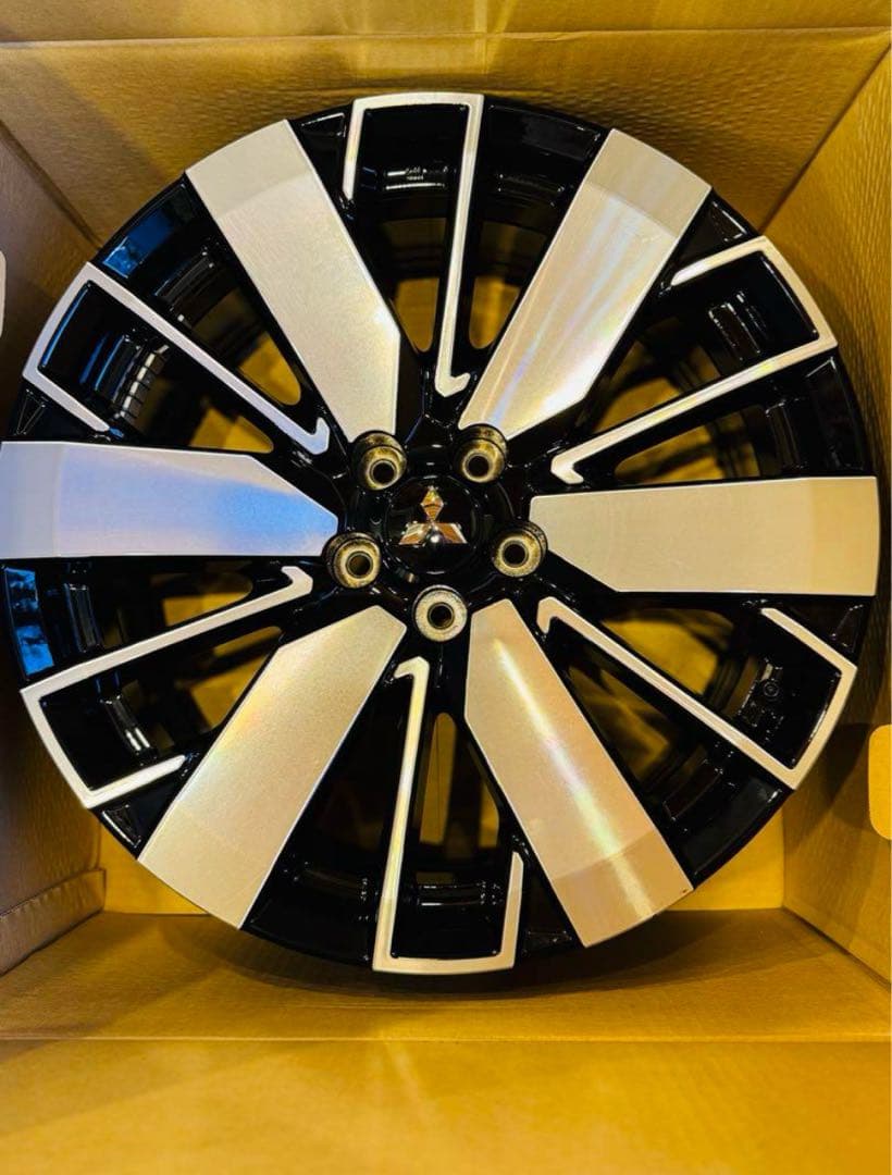 ヒロシ 新型三菱アウトランダー 20インチホイール1本