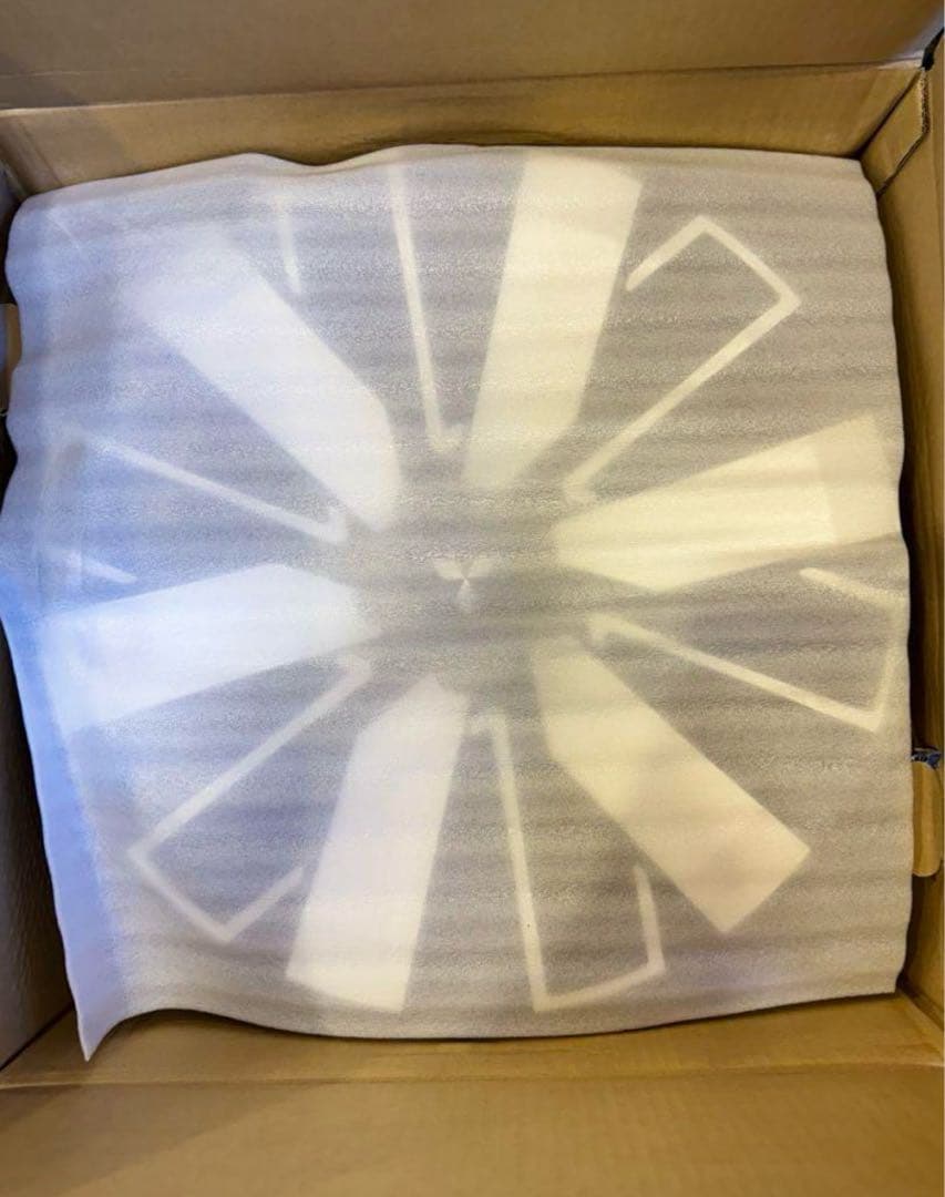 ヒロシ 新型三菱アウトランダー 20インチホイール1本