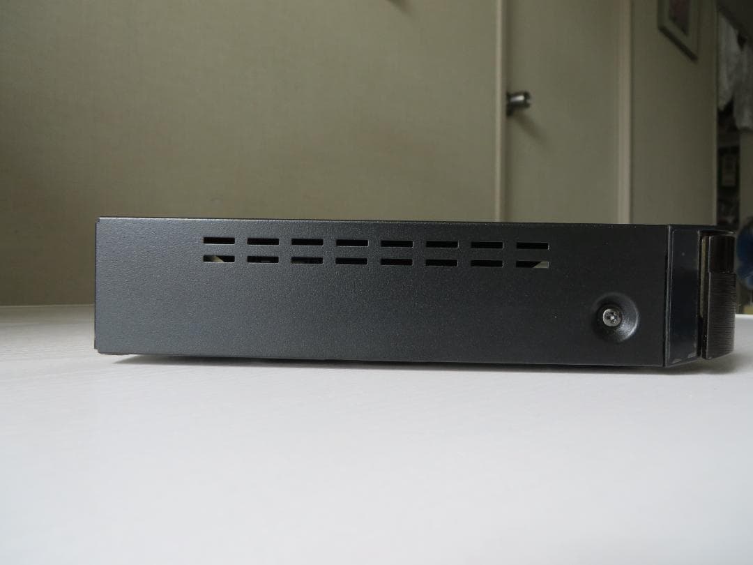 東芝ブルーレイレコーダー DBR-W507　２番組　500GB　２０１7年製