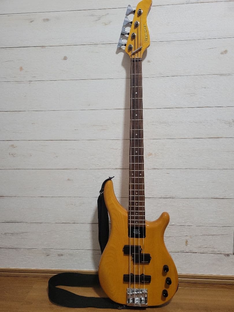 FERNANDES FRB-60 REVOLVER BASSベース ミディアム