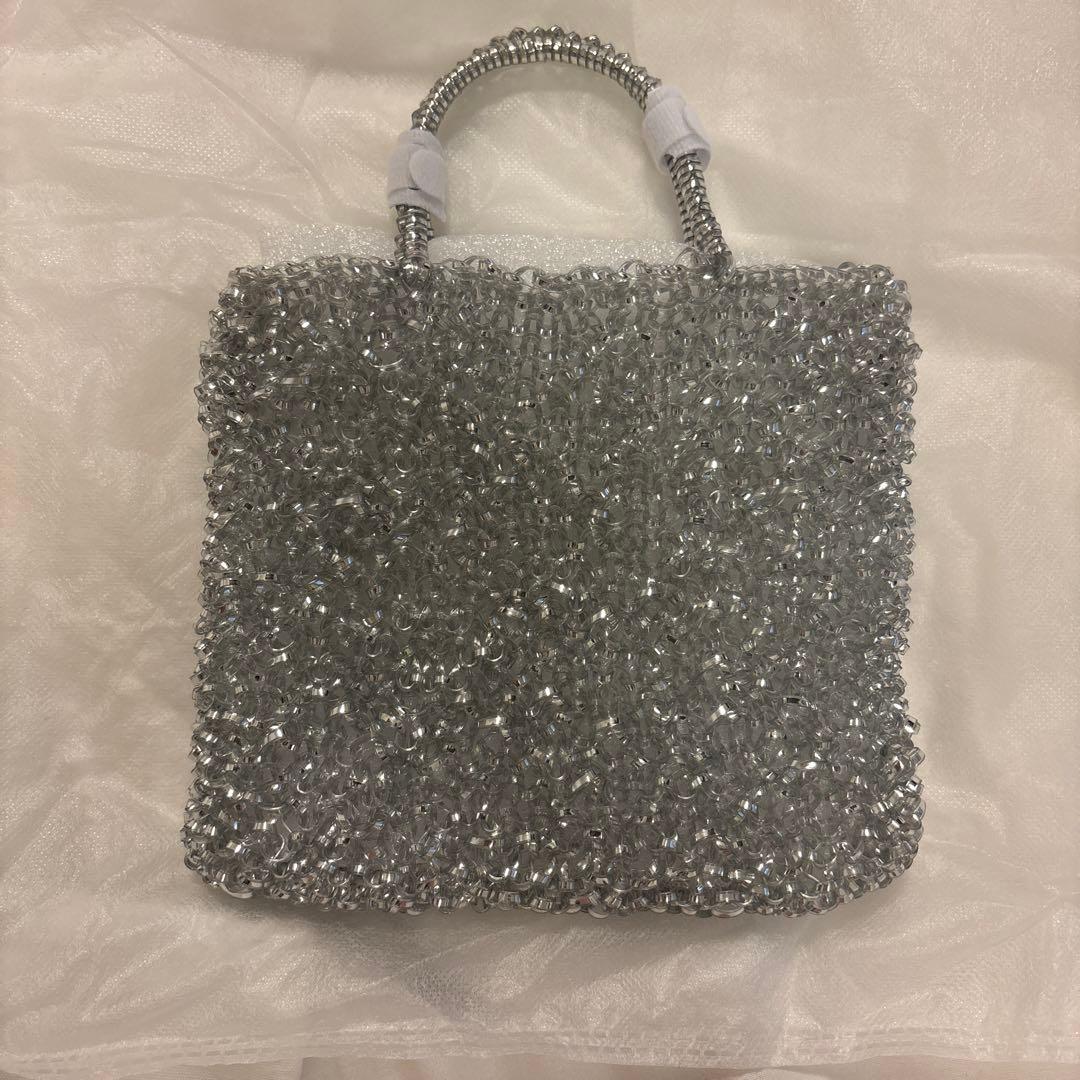 アンテプリマ　シルバー ワイヤーパーティーバッグ