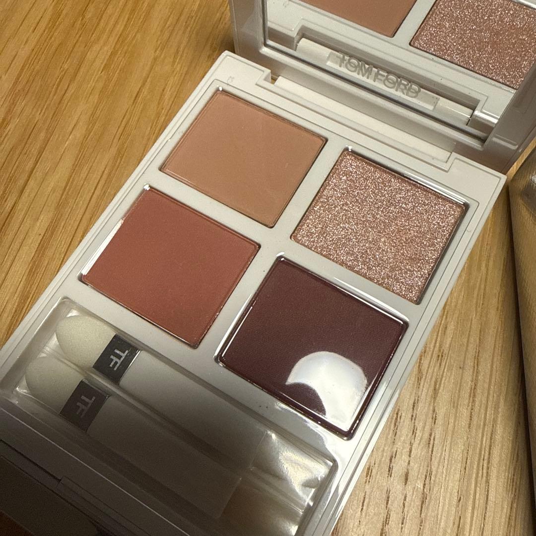 ソレイユ アイカラークォード　０１ＳＮ　シャレーミンク　 トムフォード限定ノエル